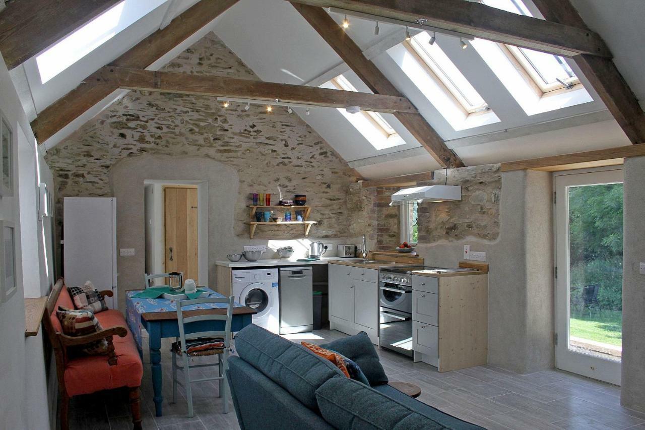 Ewebarn Villa Penffordd Esterno foto