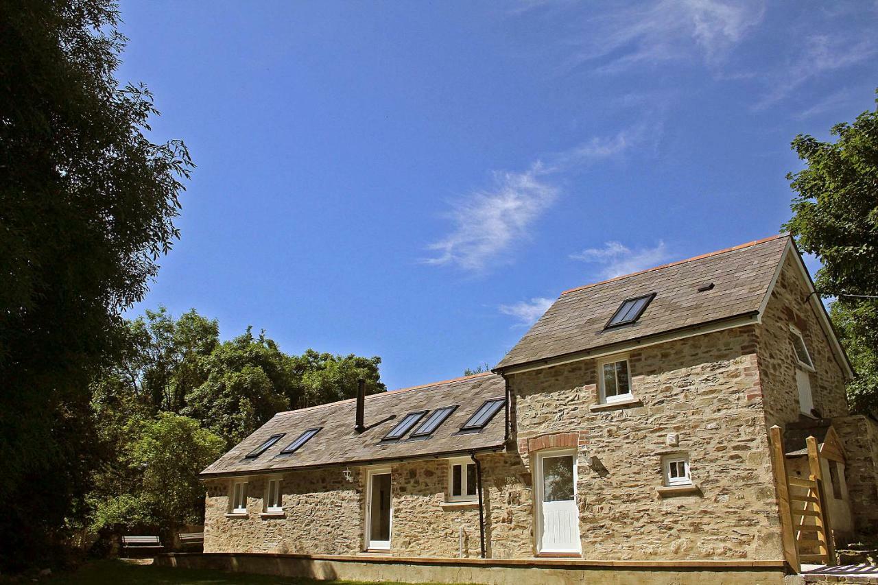 Ewebarn Villa Penffordd Esterno foto